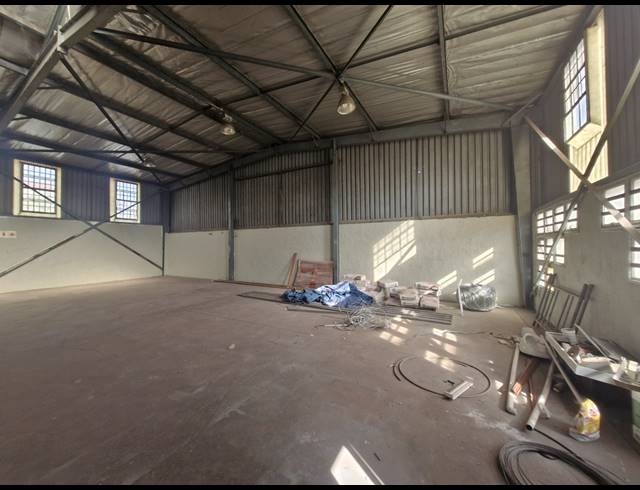 477M² WAREHOUSE TO LET IN DENVER